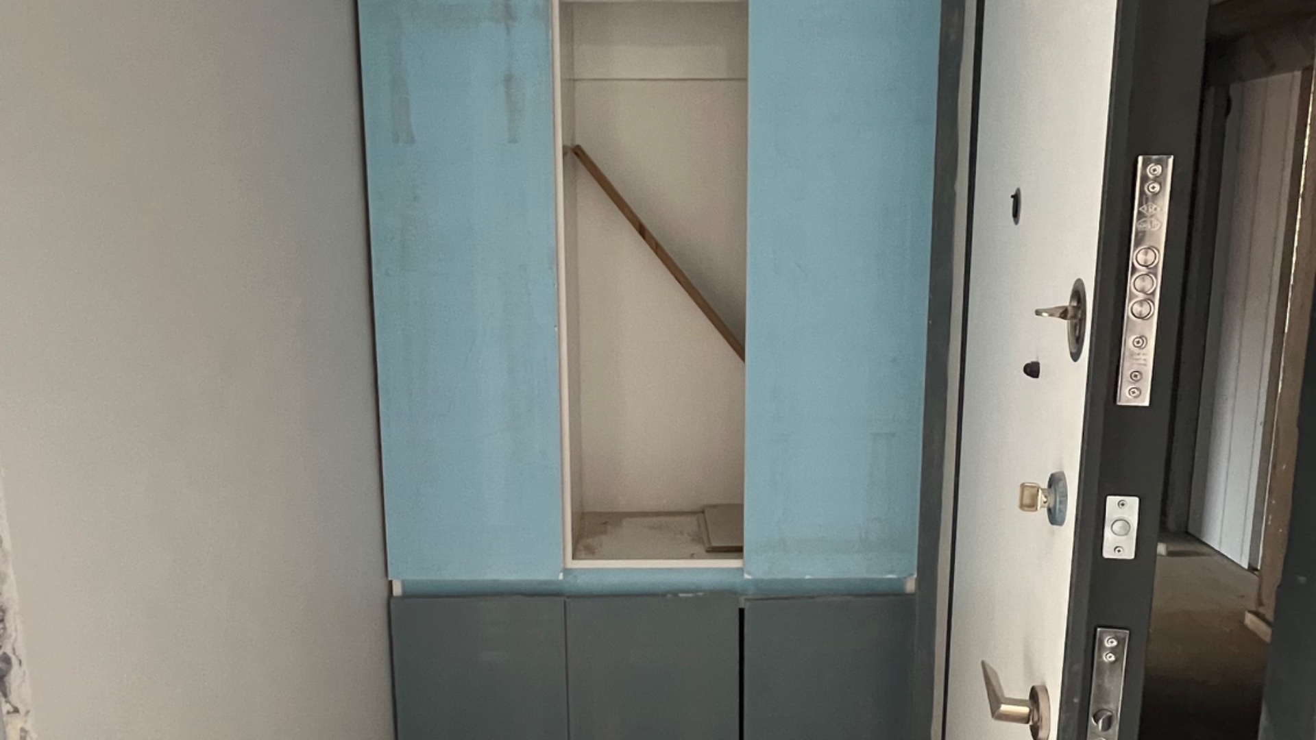 YİĞİTLER MAHALLESİ OTOPARKLI ASANSÖRLÜ 3+1