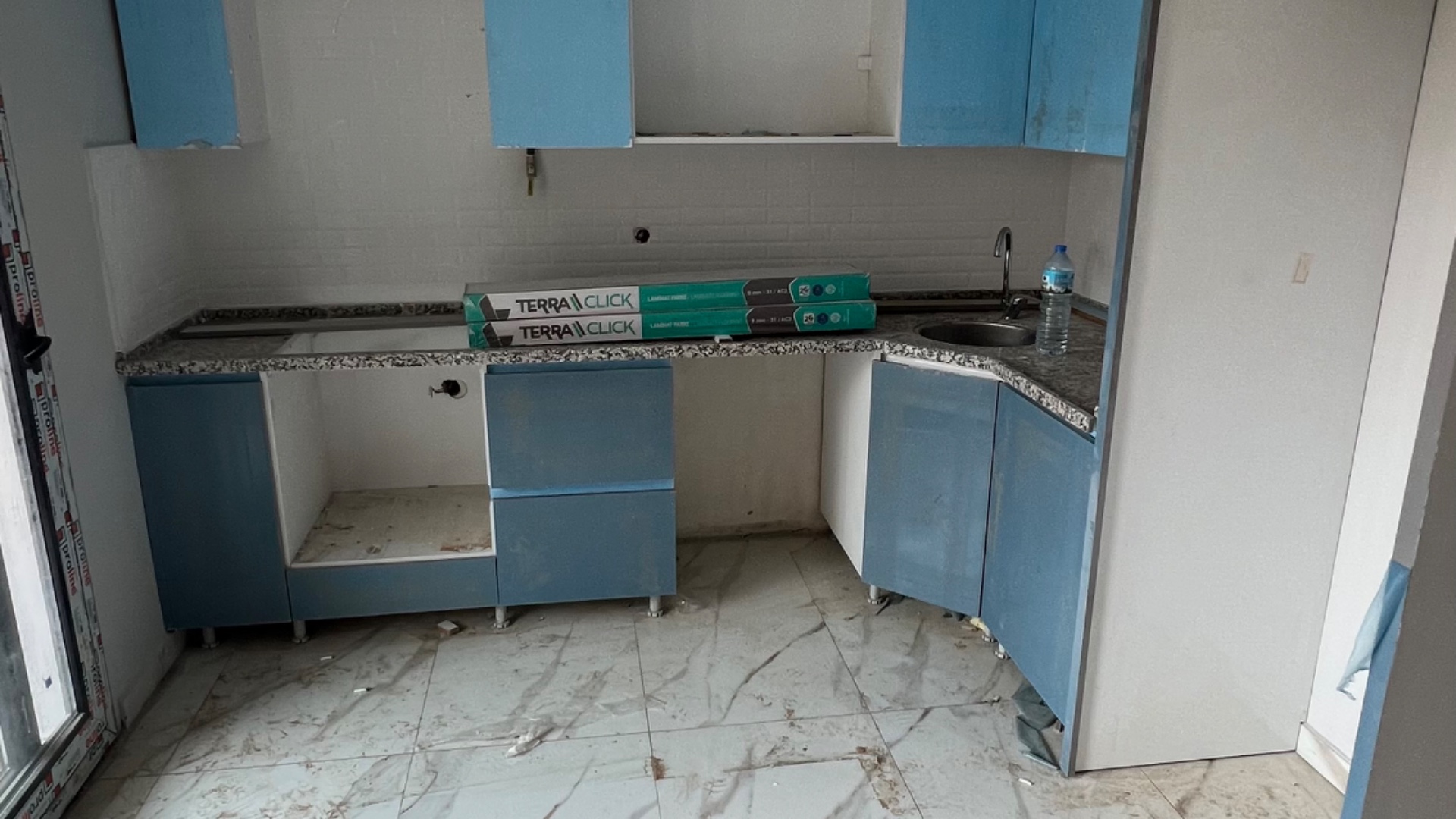 YİĞİTLER MAHALLESİ OTOPARKLI ASANSÖRLÜ 3+1