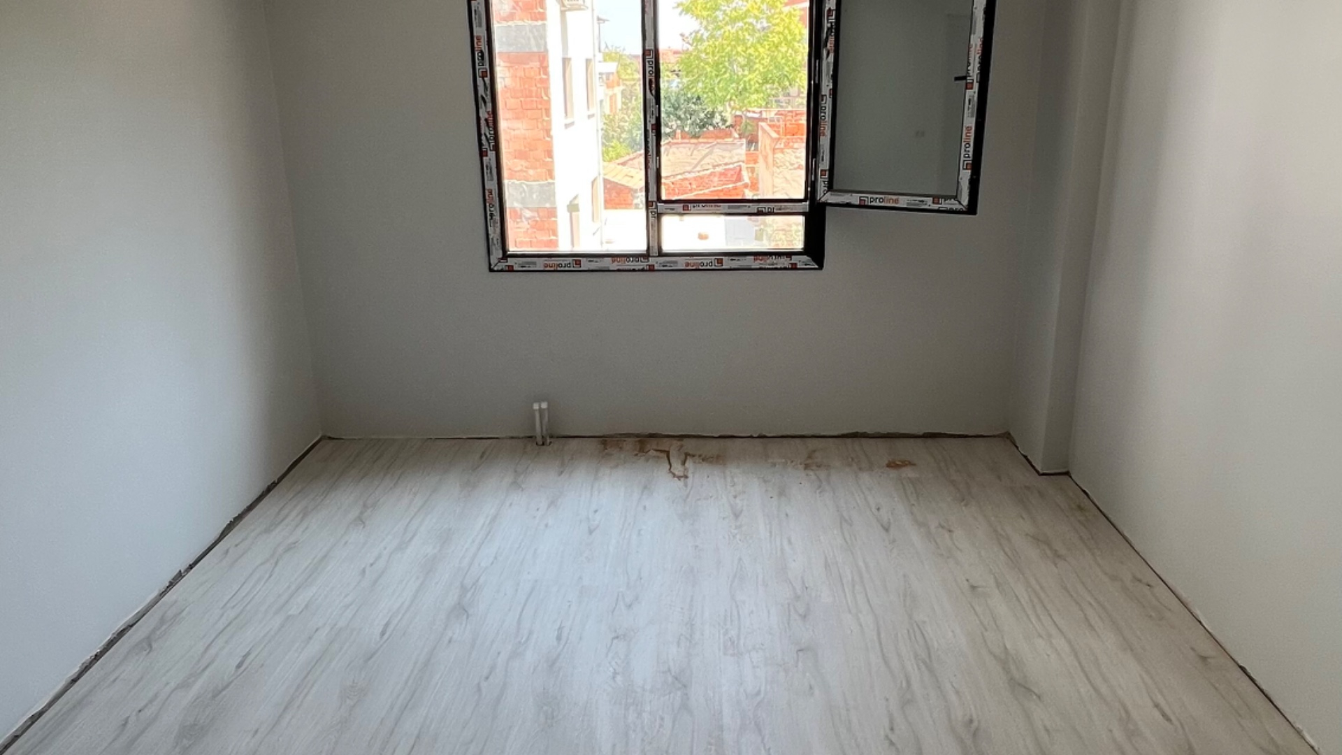 YİĞİTLER MAHALLESİ OTOPARKLI ASANSÖRLÜ 3+1
