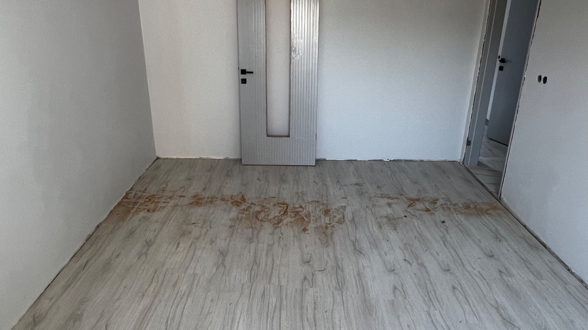 YİĞİTLER MAHALLESİ OTOPARKLI ASANSÖRLÜ 3+1