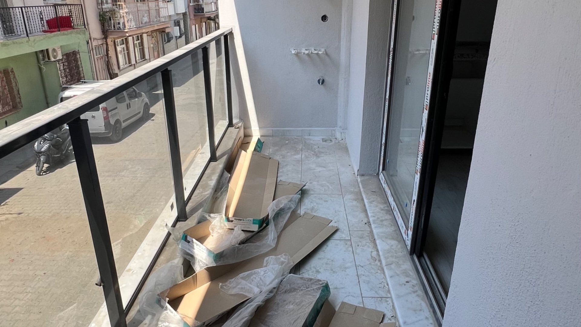 YİĞİTLER MAHALLESİ OTOPARKLI ASANSÖRLÜ 3+1